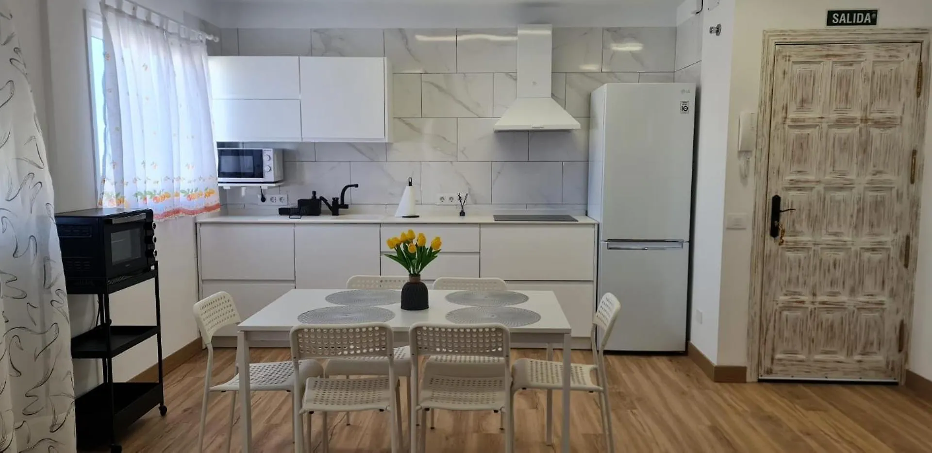 kontakty Apartamento Caletillas
